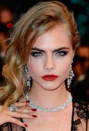 cara-delevingne-the-great-gatsby-premiere-cannes-and-opening-ceremony-ftape-01