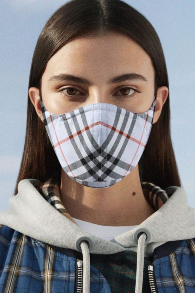 Κορωνοϊός: Designer face masks