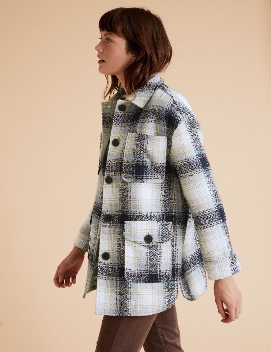 Φοδραρισμένο καρό overshirt με εξωτερικές τσέπες, 89,95, Marks & Spencer.