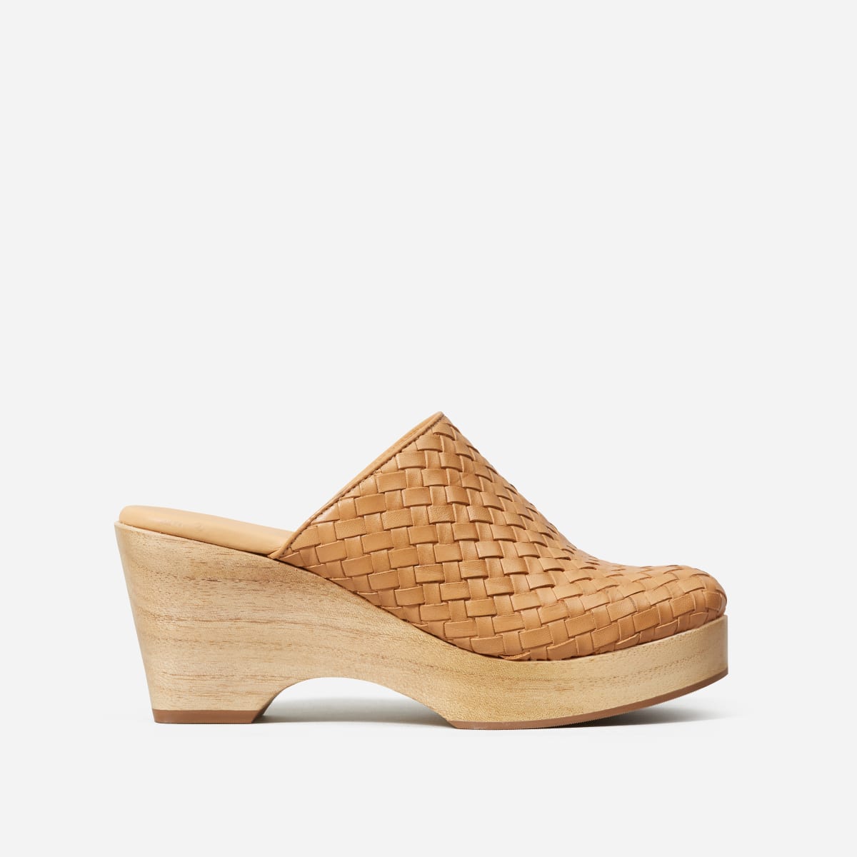 ψηλοτάκουνα clogs Everlane, 91€.