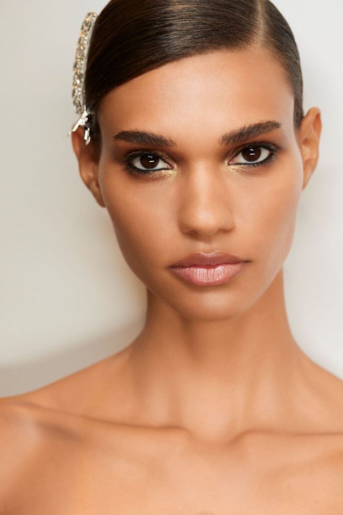 Tom Ford ss22: Η επιστροφή του glam 8 Tom Ford ss22: Η επιστροφή του glam