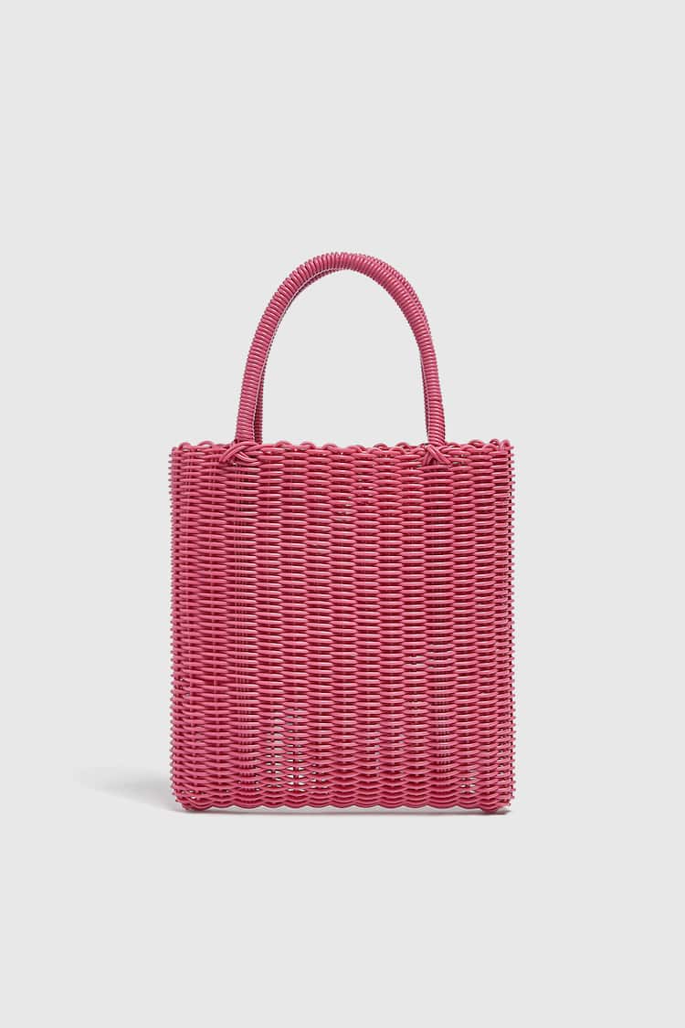 Ψάθινη mini shopper, 19.99€, Pull&Bear