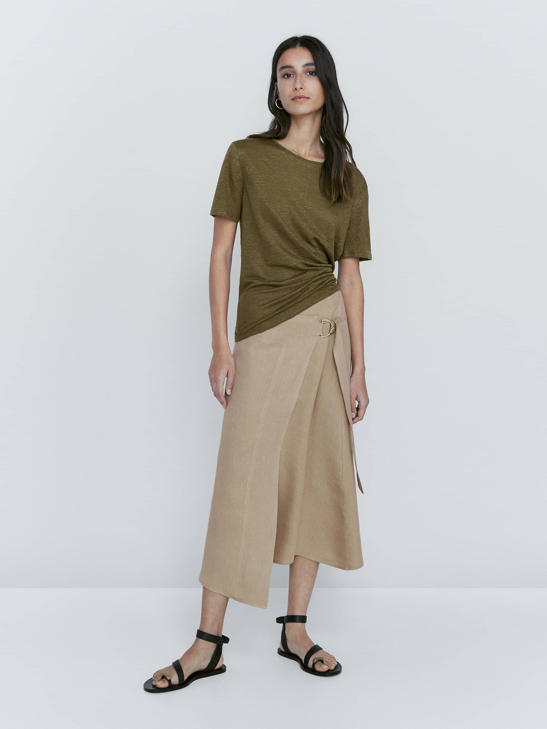 Λινή παρεό φούστα με αγκράφα, 69.95 € , Massimo Dutti