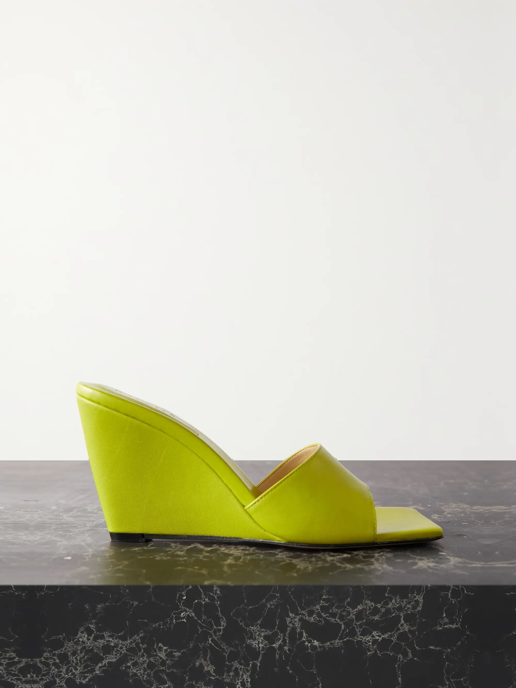 Mules, Wandler, 158 € από 395 €, NET-A-PORTER