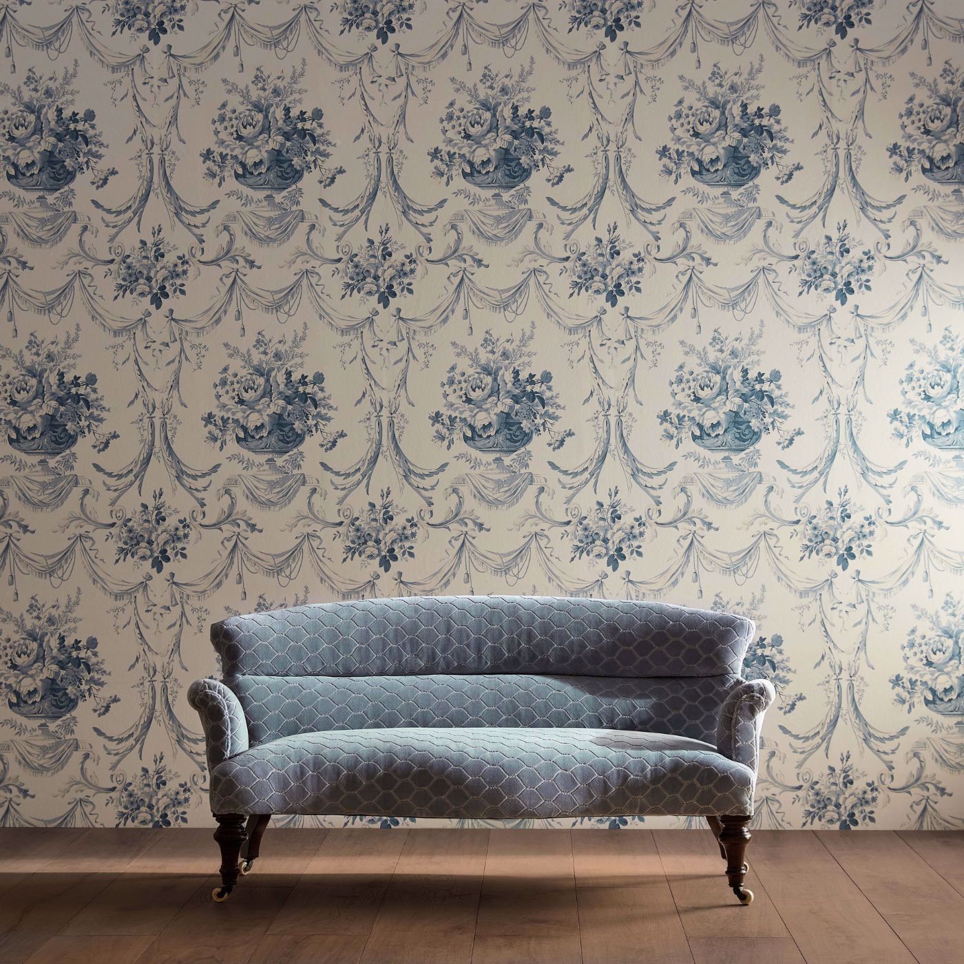 Sanderson x Giles Deacon