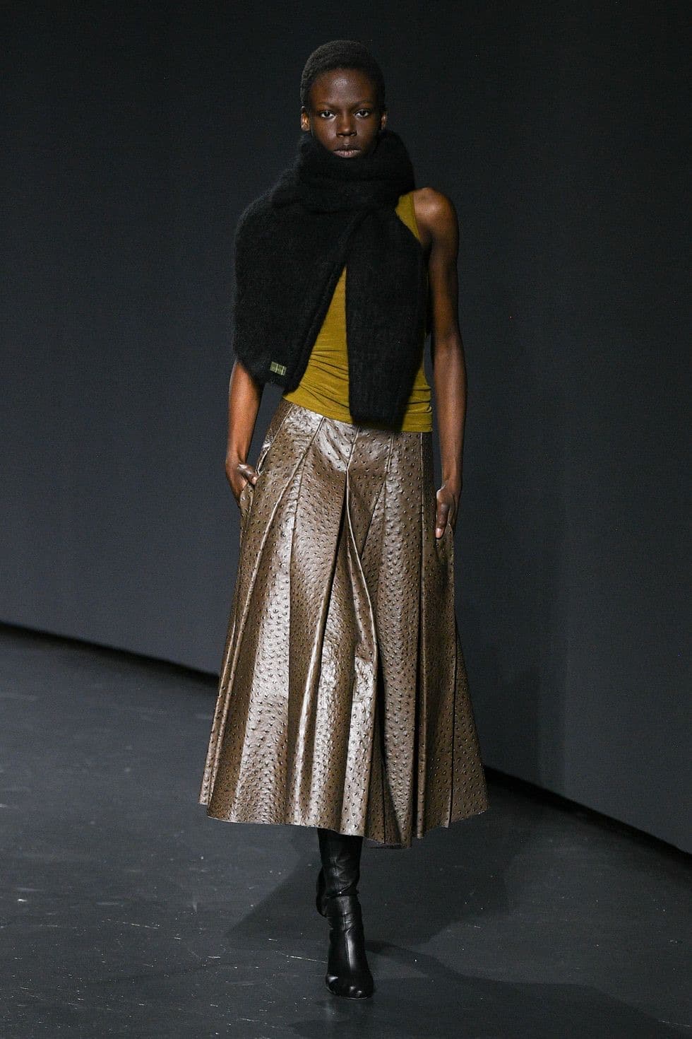 16Arlington fw24