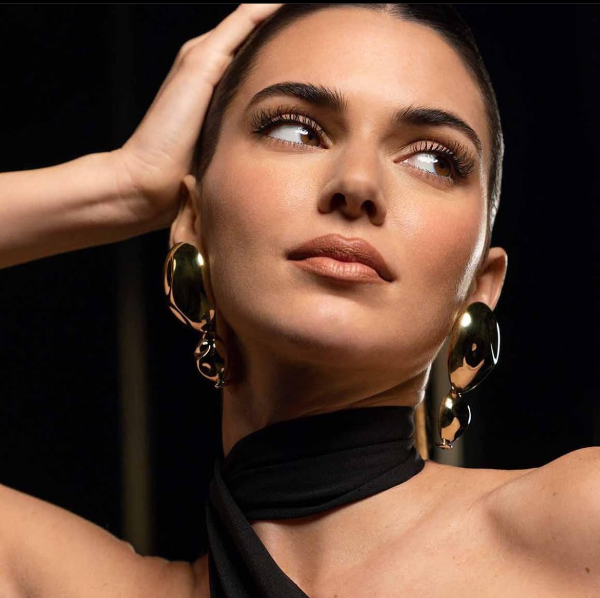 Kendall Jenner x L'Oréal Paris, Panorama Μascara