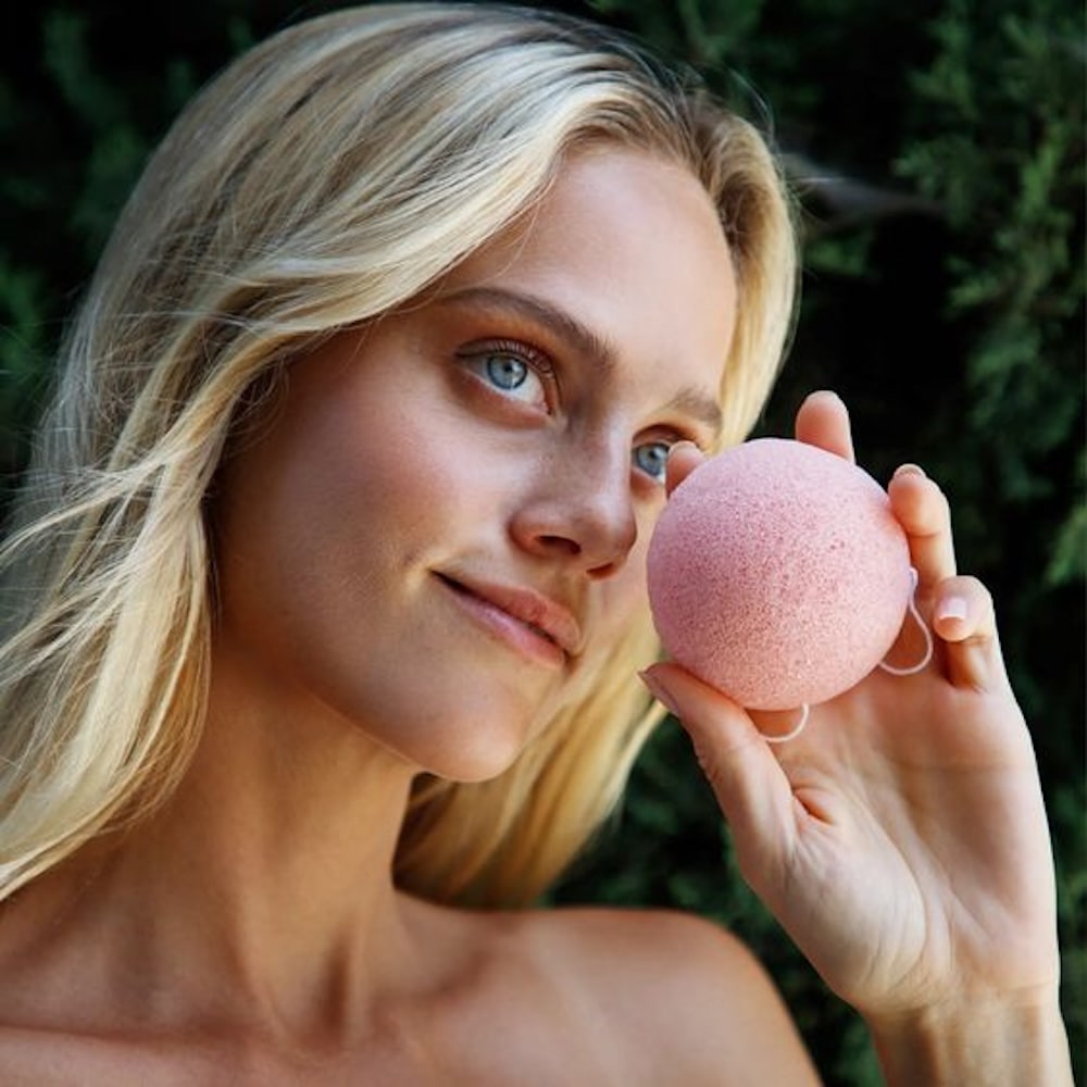 Κonjac Sponges: Η παραδοσιακή ασιατική μέθοδος καθαρισμού που θα λατρέψεις 2 Κonjac Sponges: Η παραδοσιακή ασιατική μέθοδος καθαρισμού που θα λατρέψεις