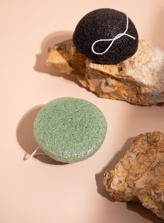 Κonjac Sponges: Η παραδοσιακή ασιατική μέθοδος καθαρισμού που θα λατρέψεις 1 Κonjac Sponges: Η παραδοσιακή ασιατική μέθοδος καθαρισμού που θα λατρέψεις