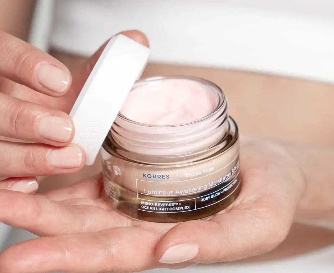 Korres, White Pine Luminous Awakening Moisturizer SPF20