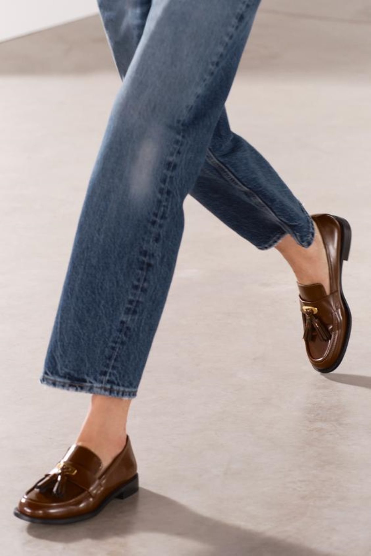 Καφέ μοκασίνια λουστρίνι, 35.95 € , Zara
