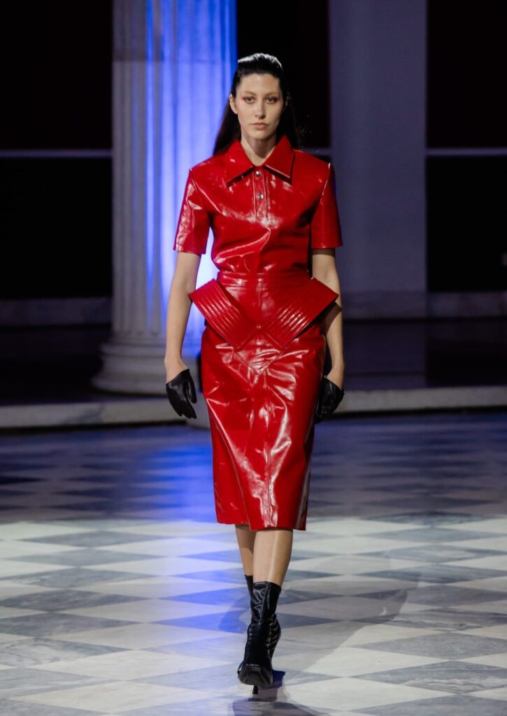 Ολοκληρώθηκε με επιτυχία η 34η Athens Fashion Week 14 Ολοκληρώθηκε με επιτυχία η 34η Athens Fashion Week