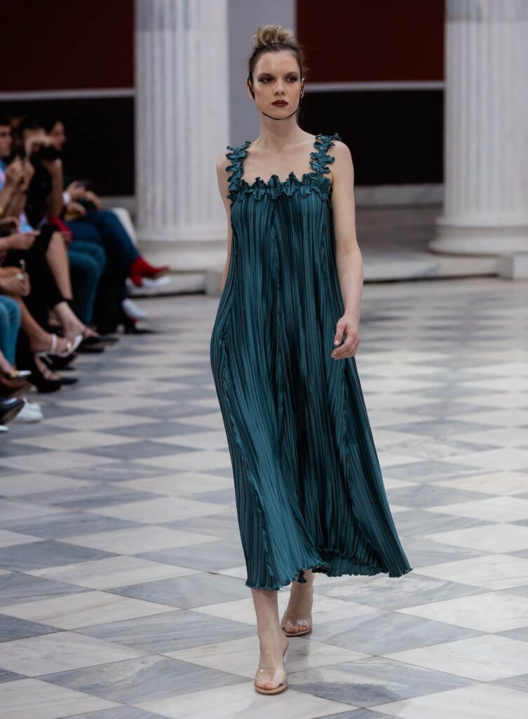 Ολοκληρώθηκε με επιτυχία η 34η Athens Fashion Week 5 Ολοκληρώθηκε με επιτυχία η 34η Athens Fashion Week