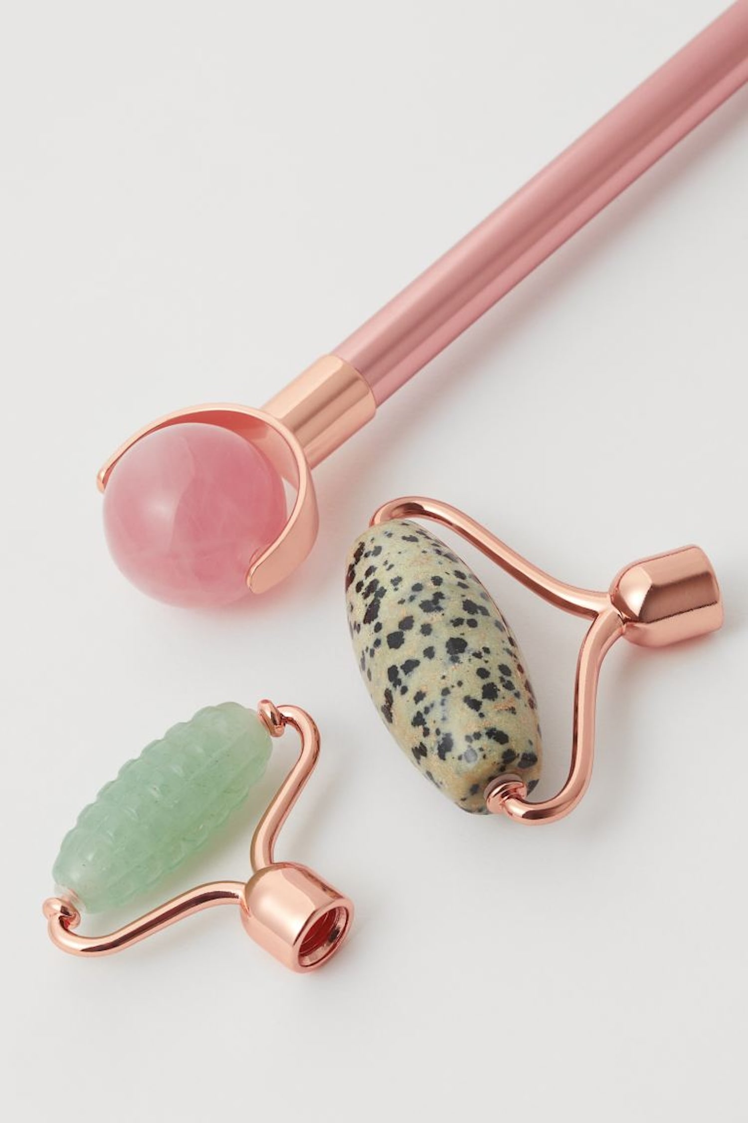 Face Roller με 3 πέτρες, 24.99 € , H&M Beauty.